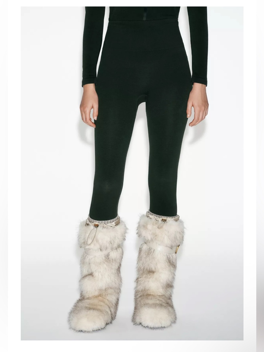 ZARA FAUX FUR ANKLE BOOTS
WITH STRAP SKI COLLECTION